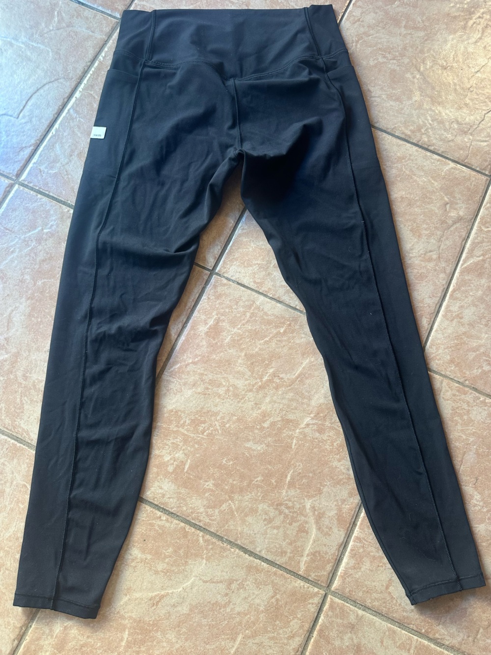 Vuori Black High-Rise Performance Leggings